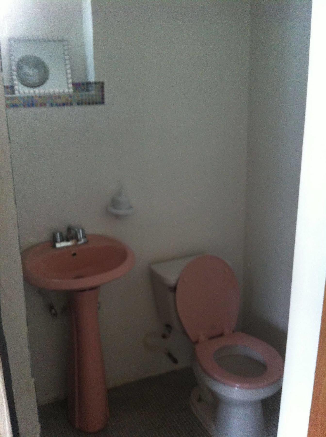 Vicky'S Keys Hostel Upper Prince's Quarter Bagian luar foto