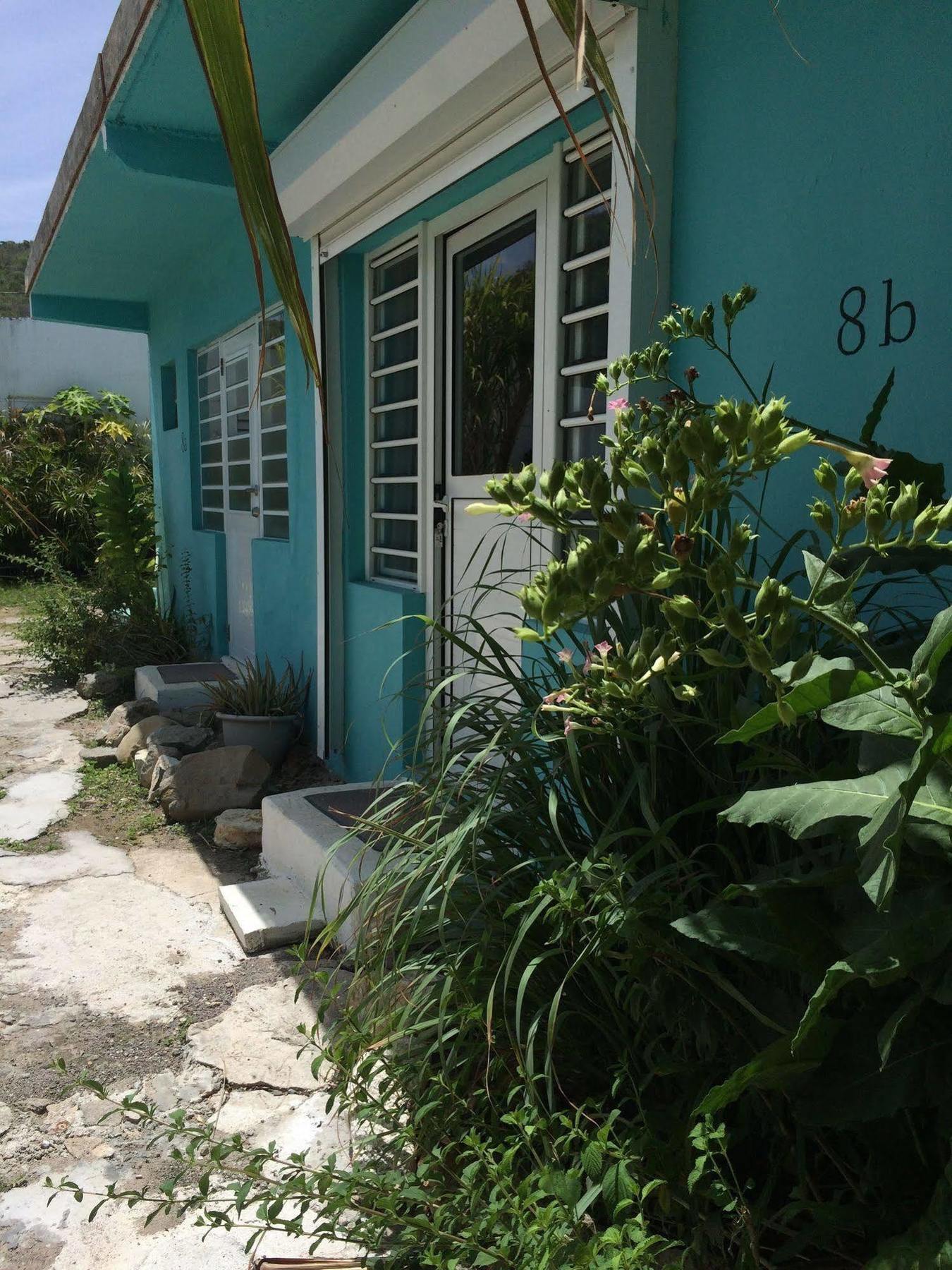 Vicky'S Keys Hostel Upper Prince's Quarter Bagian luar foto