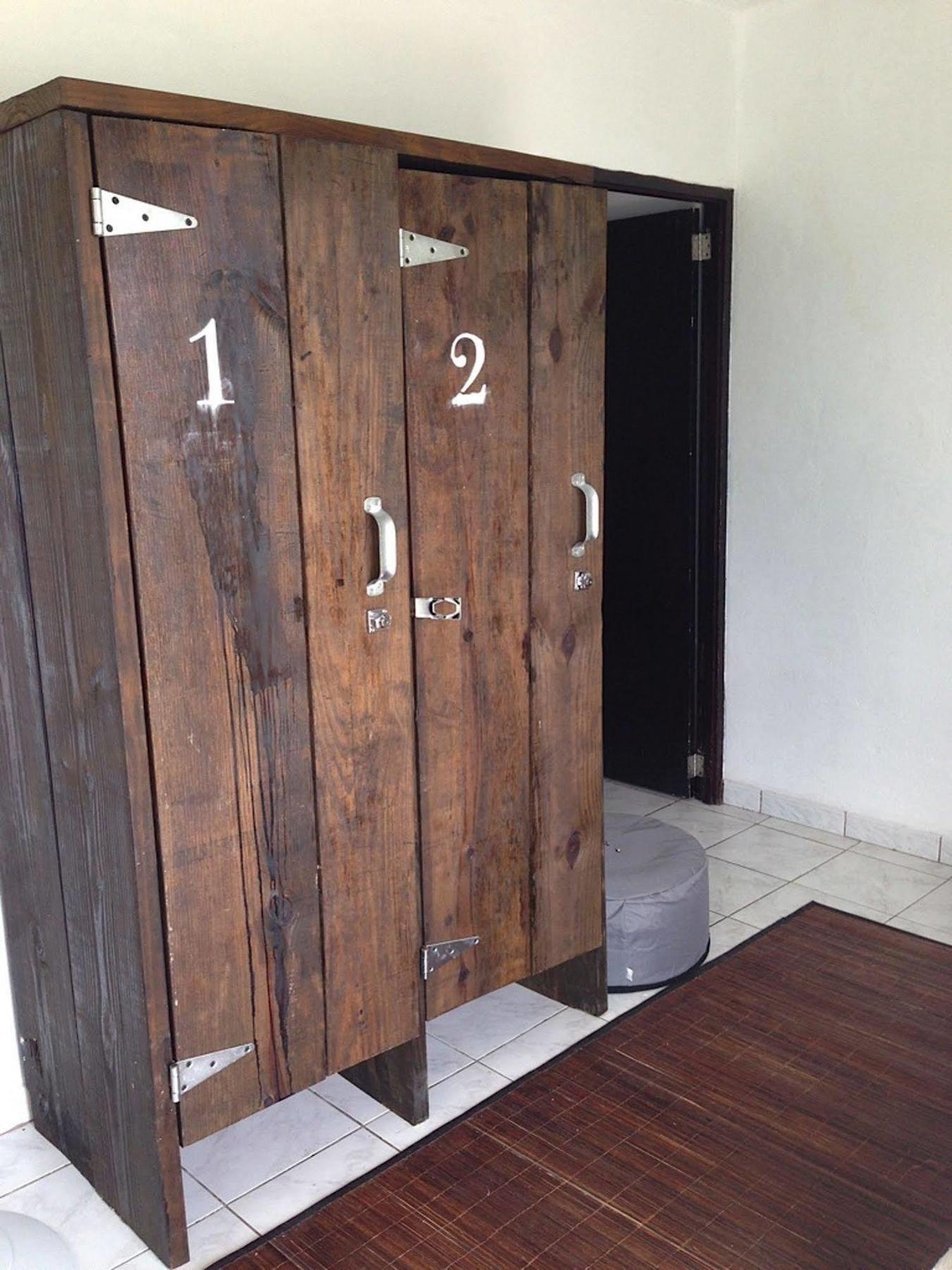 Vicky'S Keys Hostel Upper Prince's Quarter Bagian luar foto